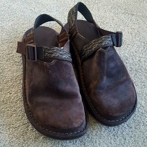 Chaco Men's Toecoop Army Brown size 9.5